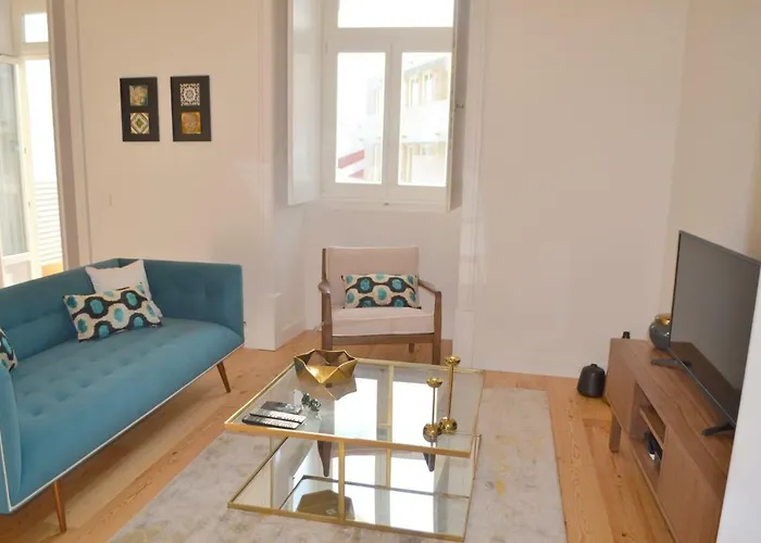 Tp Aura 19, Swimming Pool, Terrace & View